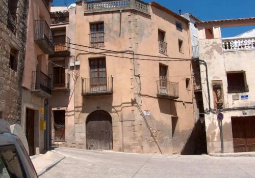 Homes in Horta de Sant Joan
