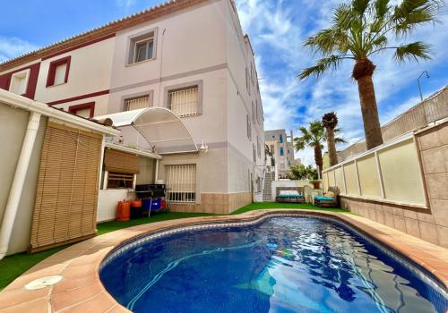 Properties in Oliva