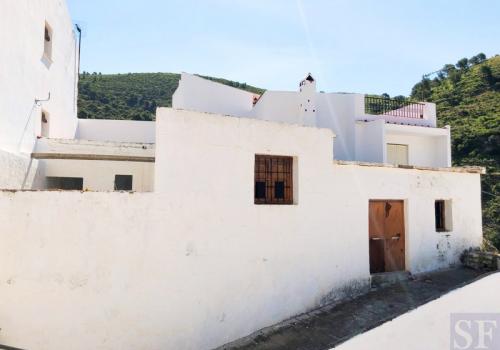 Homes in Salares