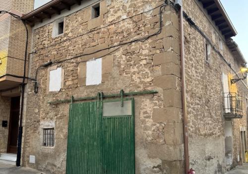 Homes in Allo