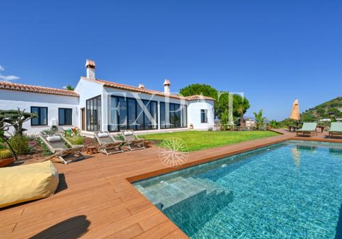 Houses in Algarrobo