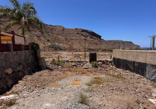 Plots in Mogán